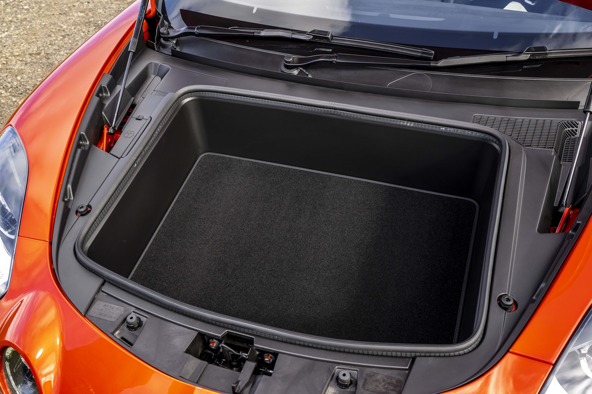 Download 2022 Alpine A110 S - UK version - Front Storage Compartment HD Wallpaper 1921x1280 #39
