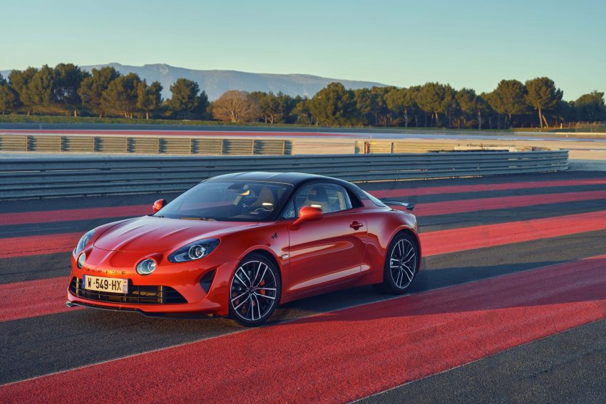 2022 Alpine A110 S - UK version - Front Three-Quarter Wallpaper 850x567 #34