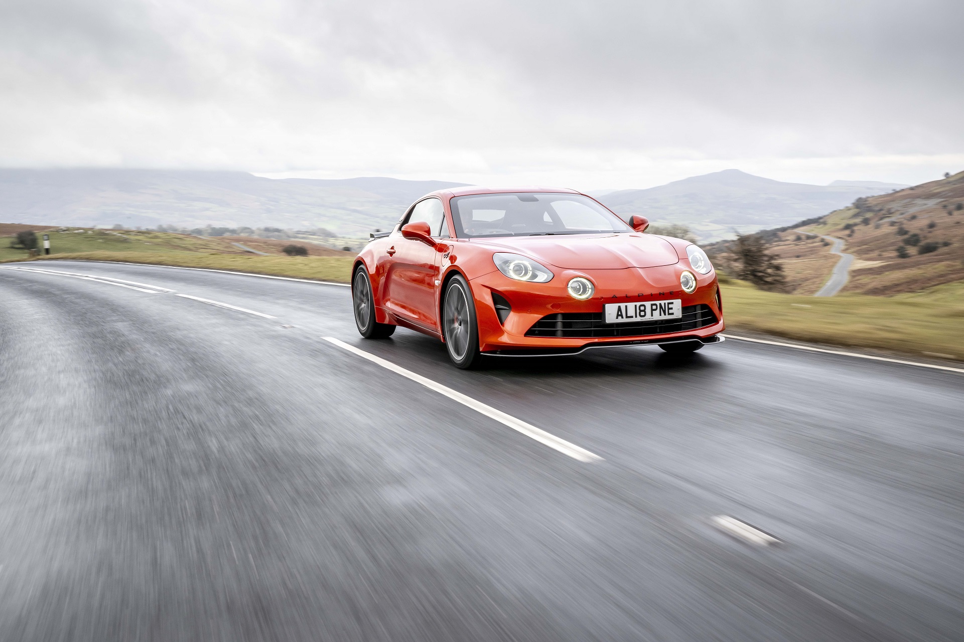 Download 2022 Alpine A110 S - UK version - Front HD Wallpaper 1921x1280 #19