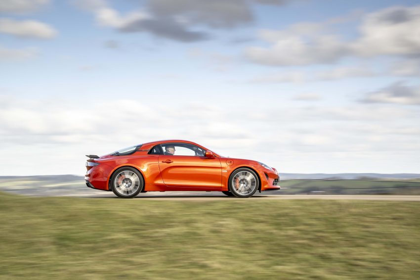 2022 Alpine A110 S - UK version - Side Wallpaper 850x566 #25