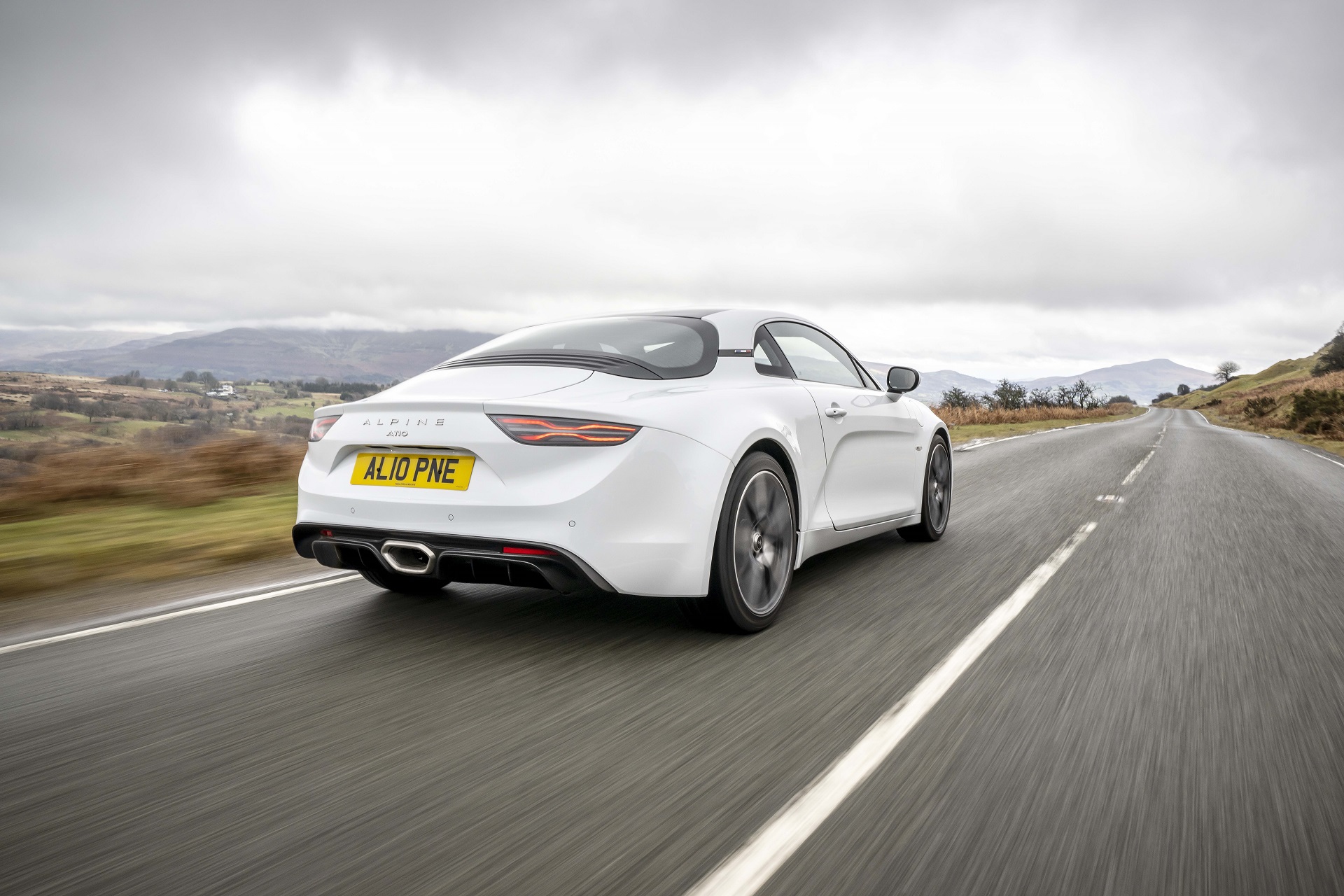 Download 2022 Alpine A110 - UK version - Rear Three-Quarter HD Wallpaper 1920x1280 #14