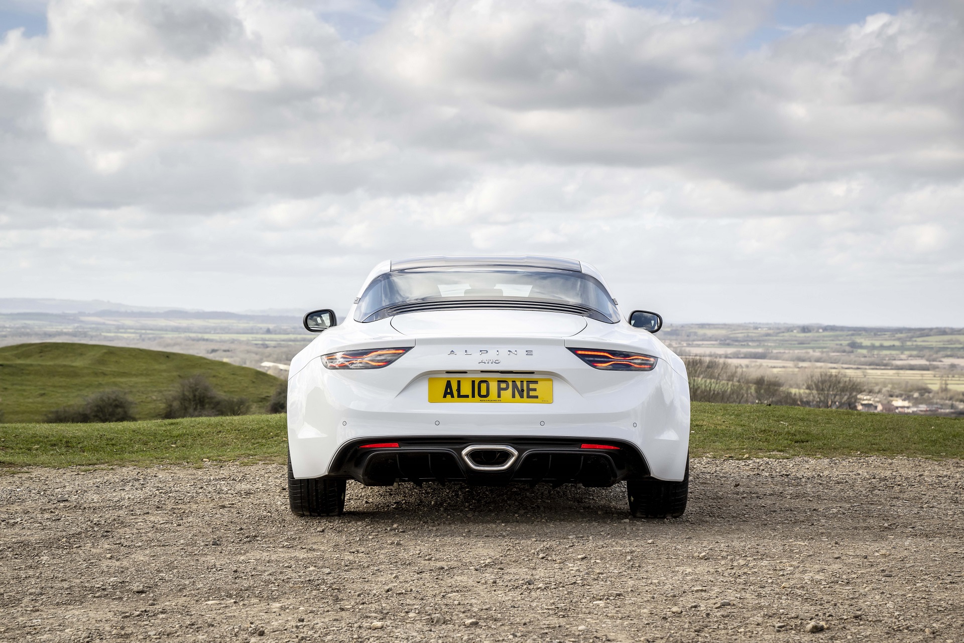 Download 2022 Alpine A110 - UK version - Rear HD Wallpaper 1920x1280 #16