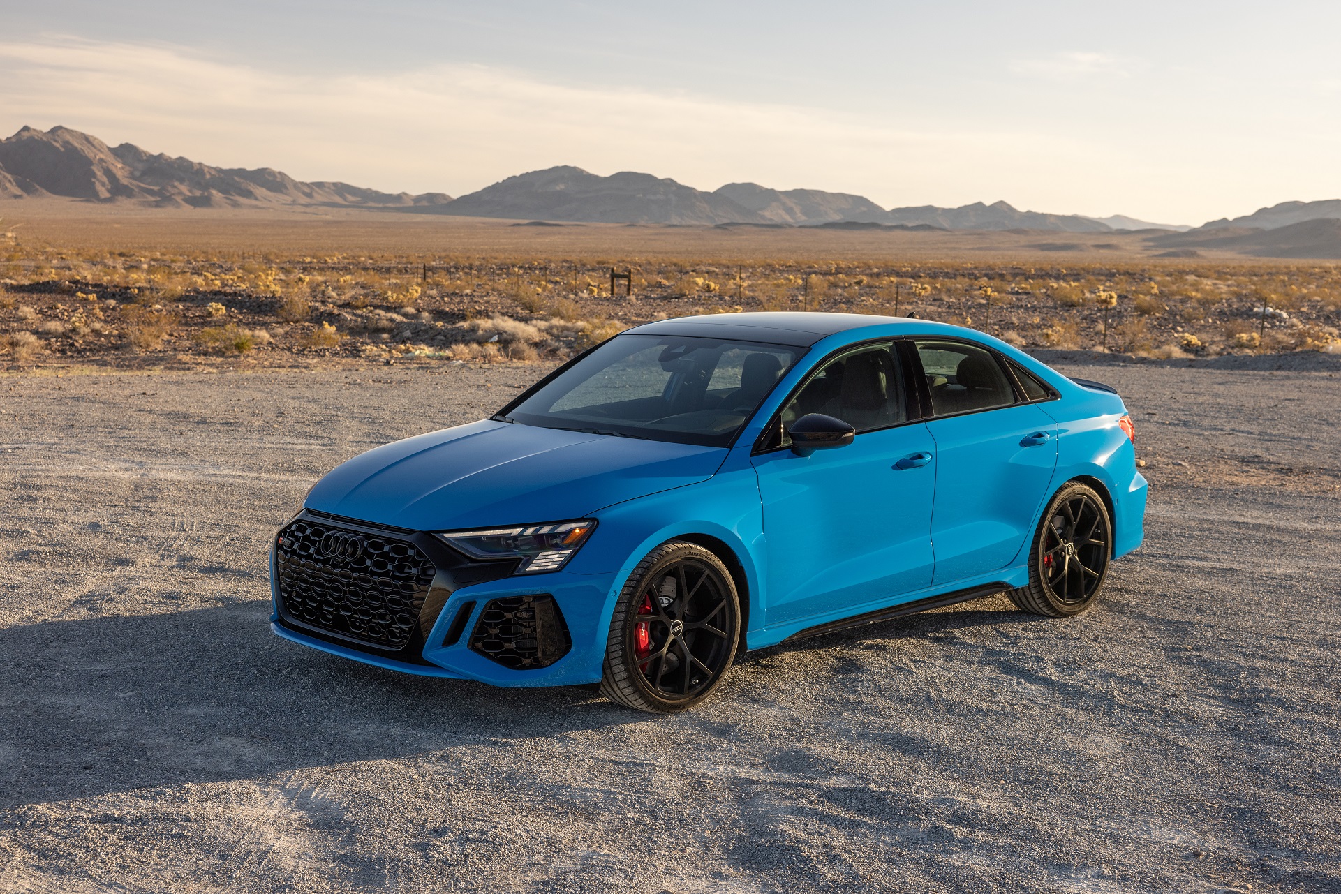 Download 2022 Audi RS3 Sedan - US version - Front Three-Quarter HD Wallpaper 1921x1281 #7