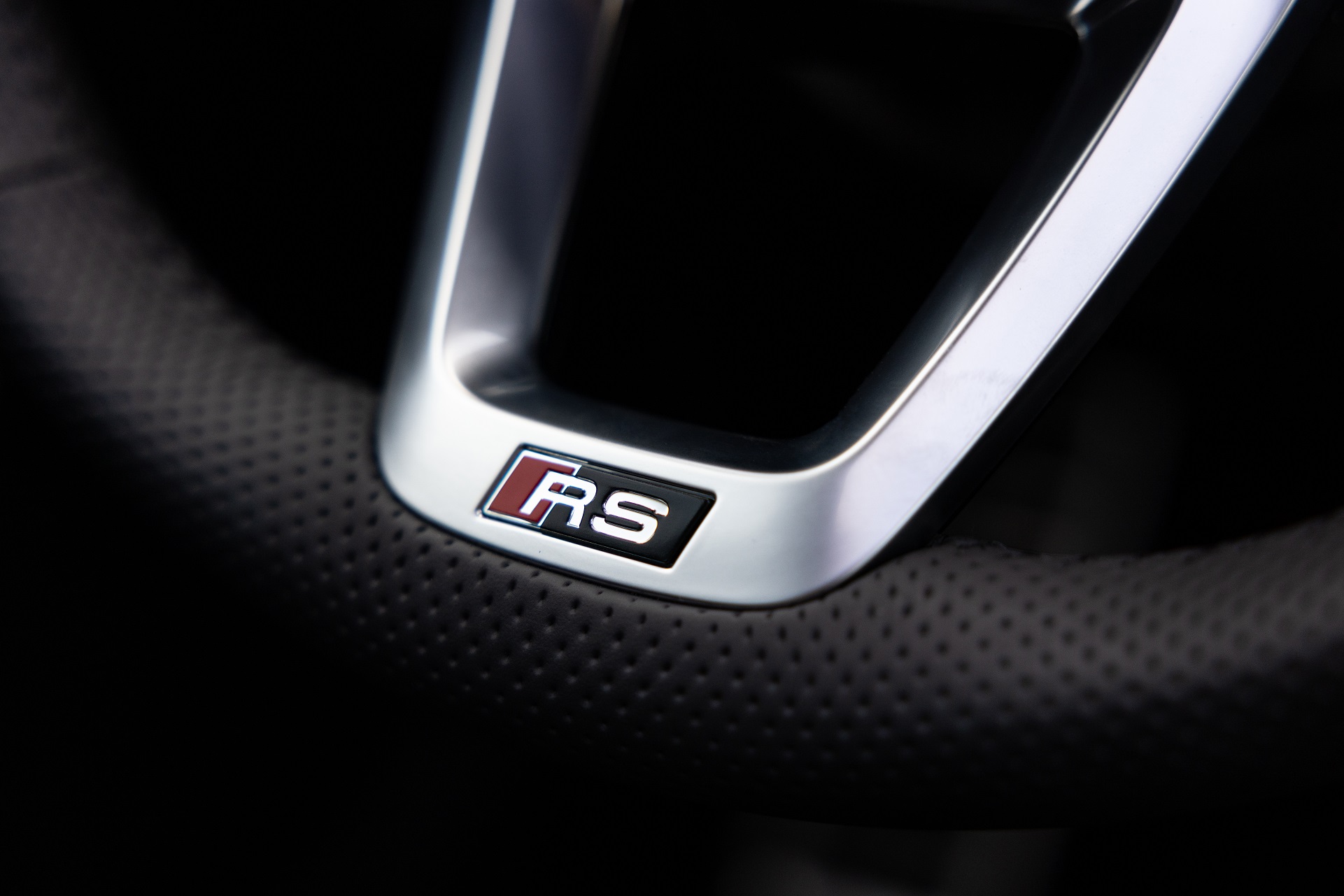 Download 2022 Audi RS3 Sedan - US version - Interior, Detail HD Wallpaper 1921x1281 #23
