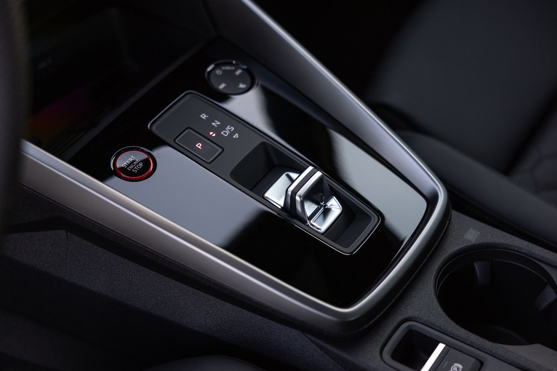 Download 2022 Audi RS3 Sedan - US version - Interior, Detail HD Wallpaper 1921x1281 #58