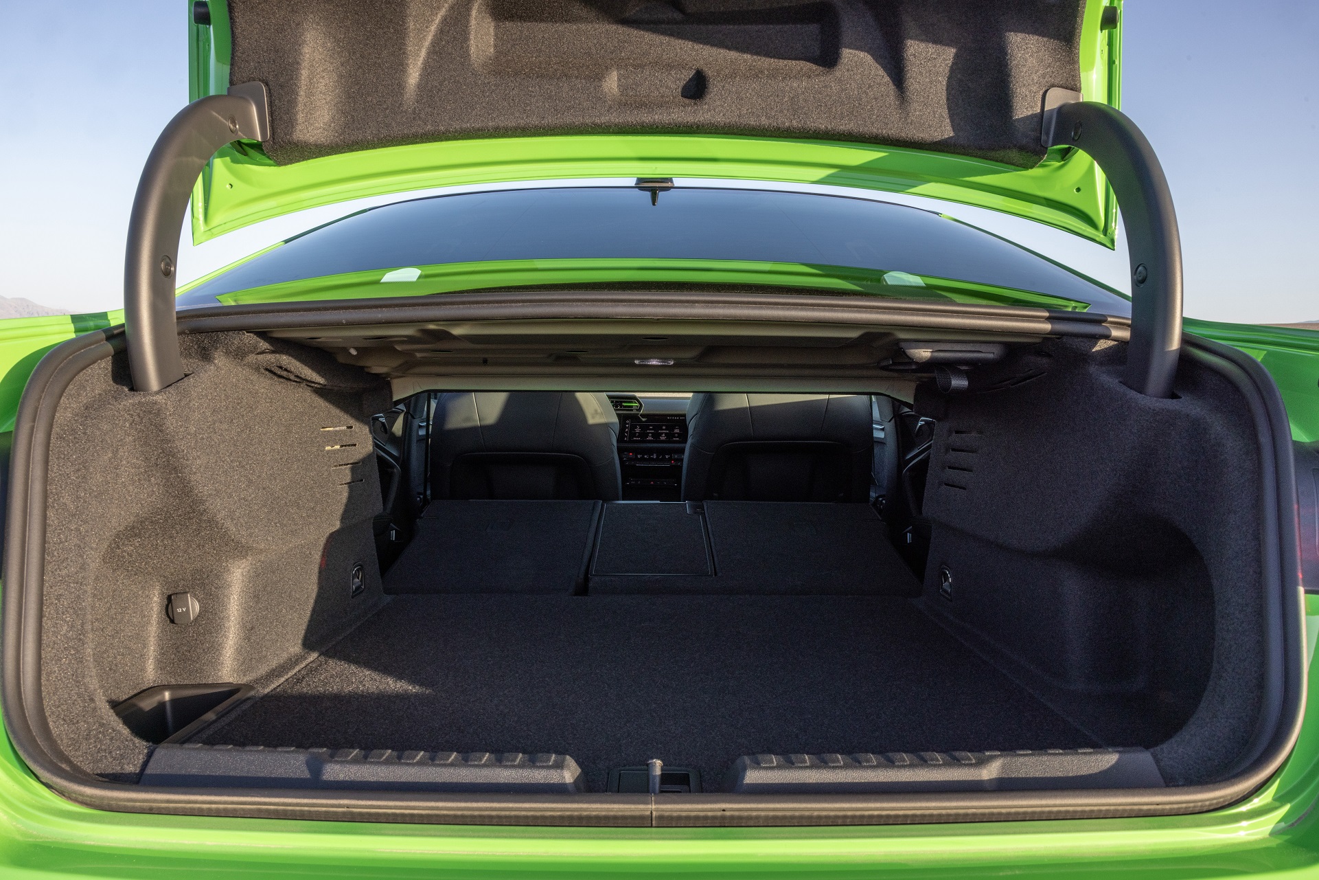 Download 2022 Audi RS3 Sedan - US version - Trunk HD Wallpaper 1921x1281 #46