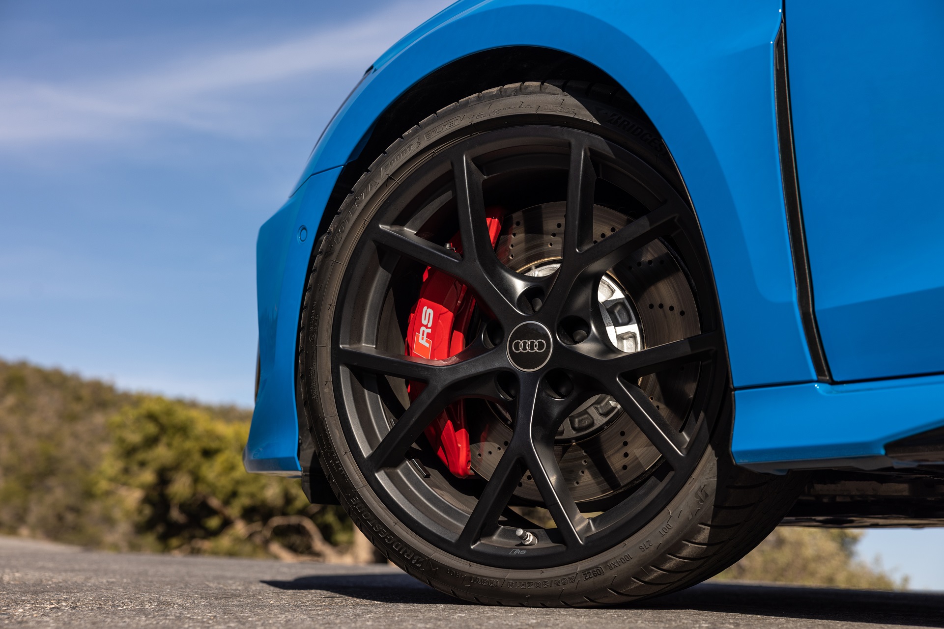 Download 2022 Audi RS3 Sedan - US version - Wheel HD Wallpaper 1921x1281 #15