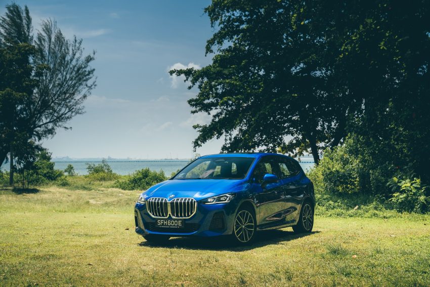 2022 BMW 218i Active Tourer M Sport Launch Edition - Front Three-Quarter Wallpaper 850x567 #26