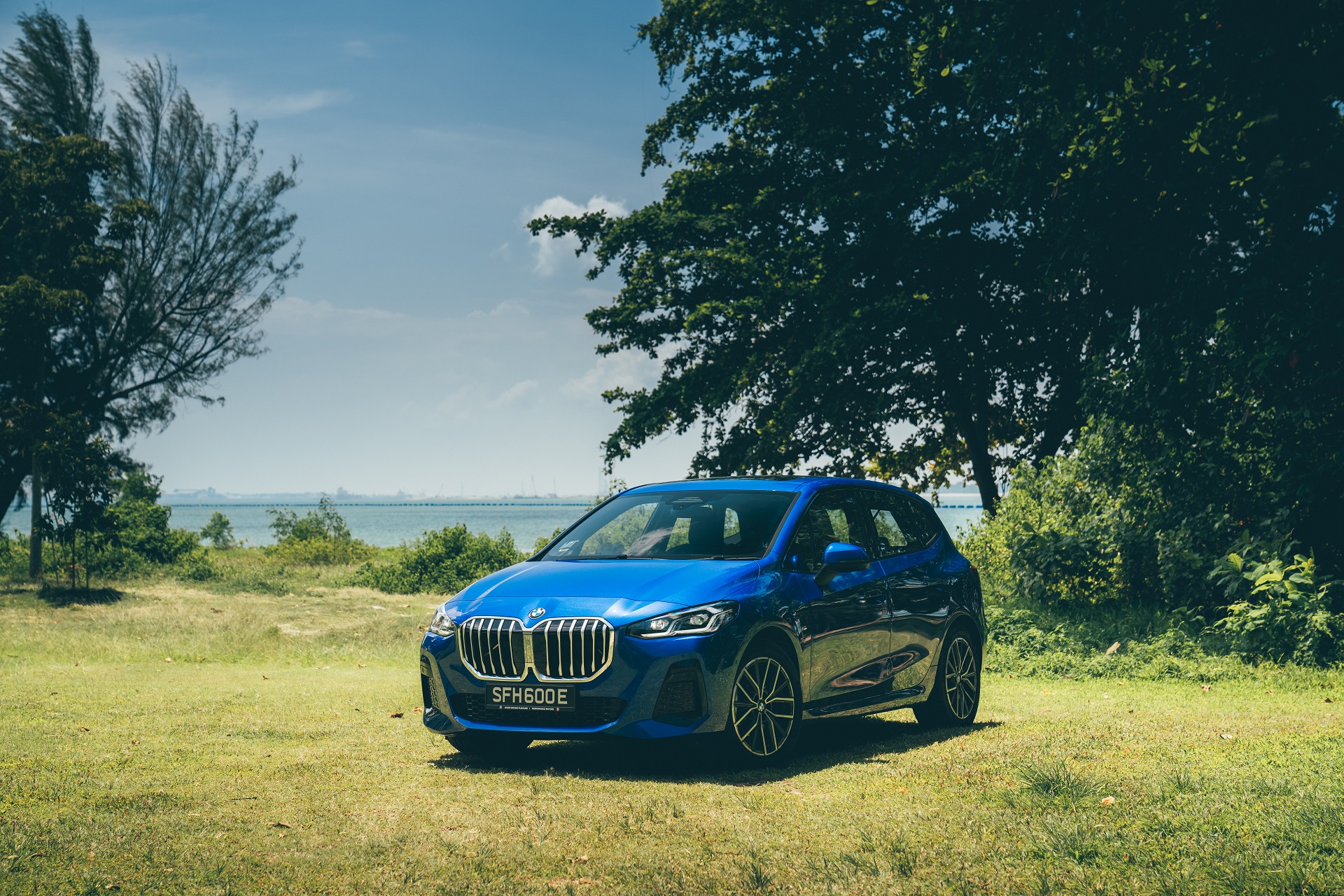 Download 2022 BMW 218i Active Tourer M Sport Launch Edition - Front Three-Quarter HD Wallpaper 1920x1280 #26