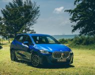 2022 BMW 218i Active Tourer M Sport Launch Edition - Front Three-Quarter Wallpaper 190x150