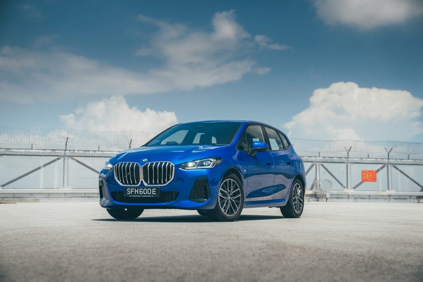 2022 BMW 218i Active Tourer M Sport Launch Edition - Front Three-Quarter Wallpaper 850x567 #17