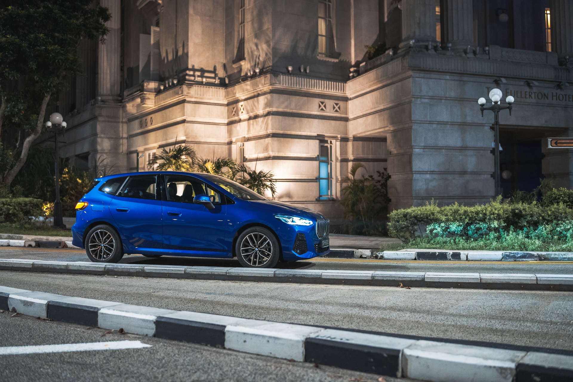 Download 2022 BMW 218i Active Tourer M Sport Launch Edition - Front Three-Quarter HD Wallpaper 1920x1280 #54