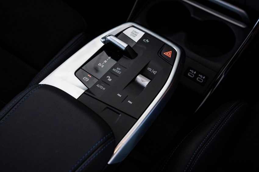 2022 BMW 218i Active Tourer M Sport Launch Edition - Interior, Detail Wallpaper 850x567 #75