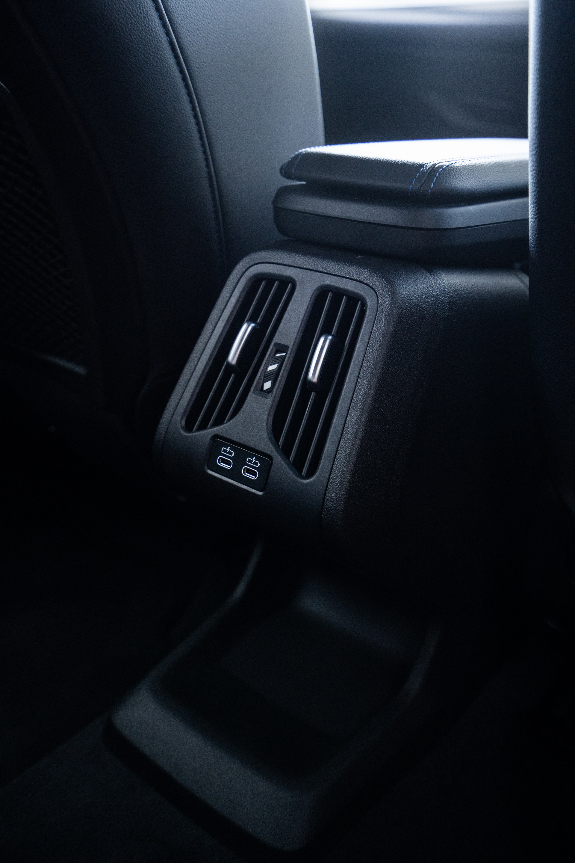 Download 2022 BMW 218i Active Tourer M Sport Launch Edition - Interior, Detail HD Phone Wallpaper 1920x2880 #80