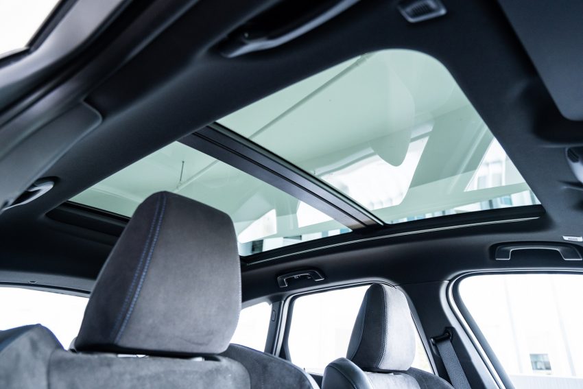 2022 BMW 218i Active Tourer M Sport Launch Edition - Panoramic Roof Wallpaper 850x567 #71