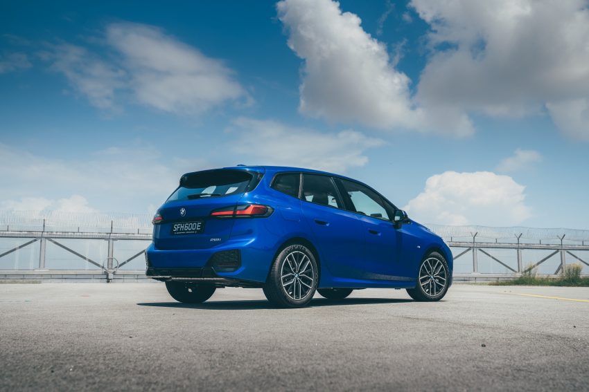 2022 BMW 218i Active Tourer M Sport Launch Edition - Rear Three-Quarter Wallpaper 850x567 #21