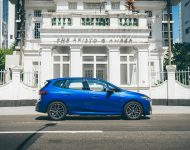 2022 BMW 218i Active Tourer M Sport Launch Edition - Side Wallpaper 190x150