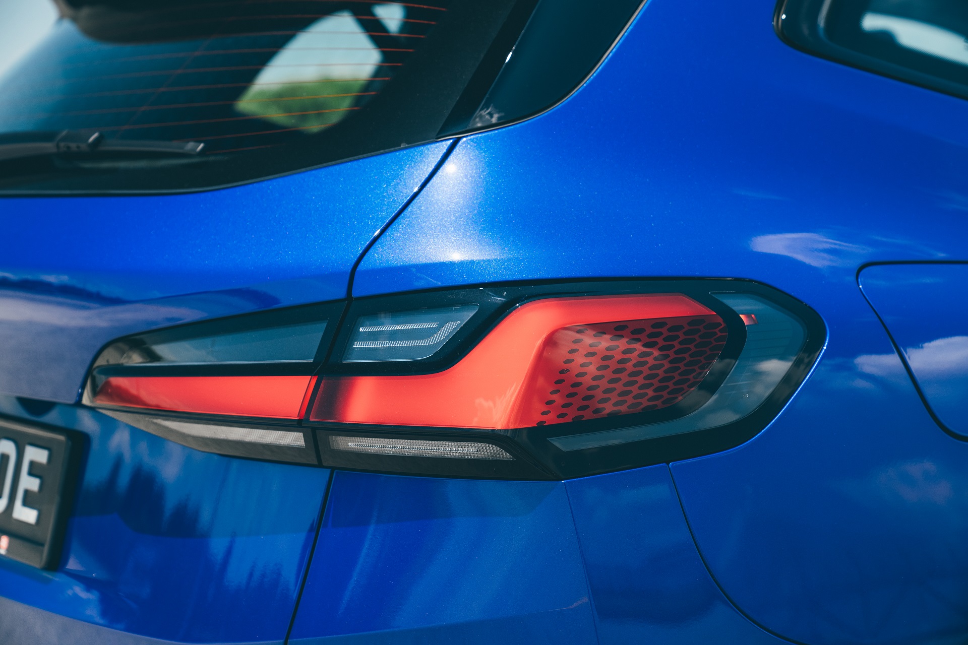 Download 2022 BMW 218i Active Tourer M Sport Launch Edition - Tail Light HD Wallpaper 1920x1280 #48