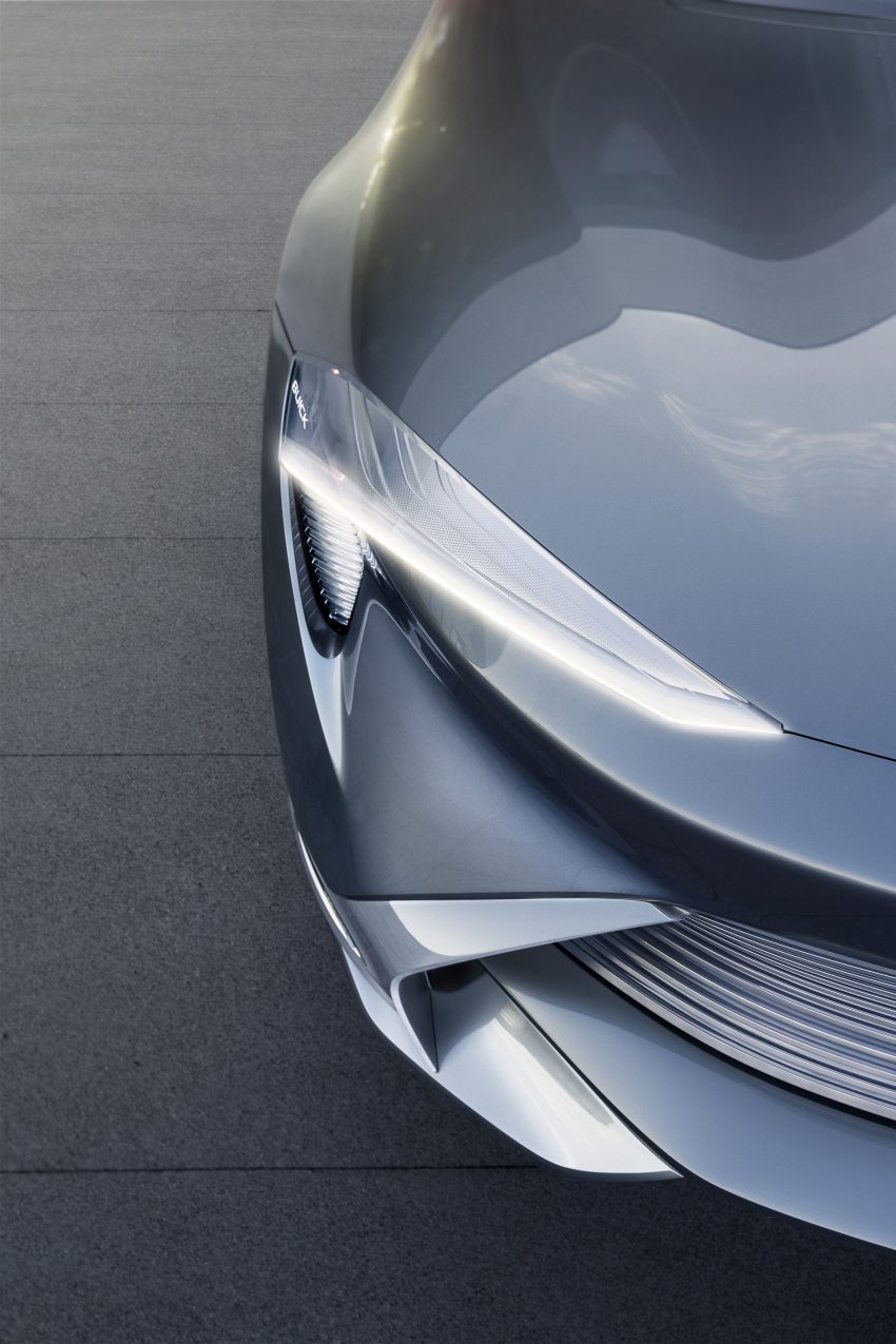 2022 Buick Wildcat EV Concept - Headlight Phone Wallpaper 850x1275 #11
