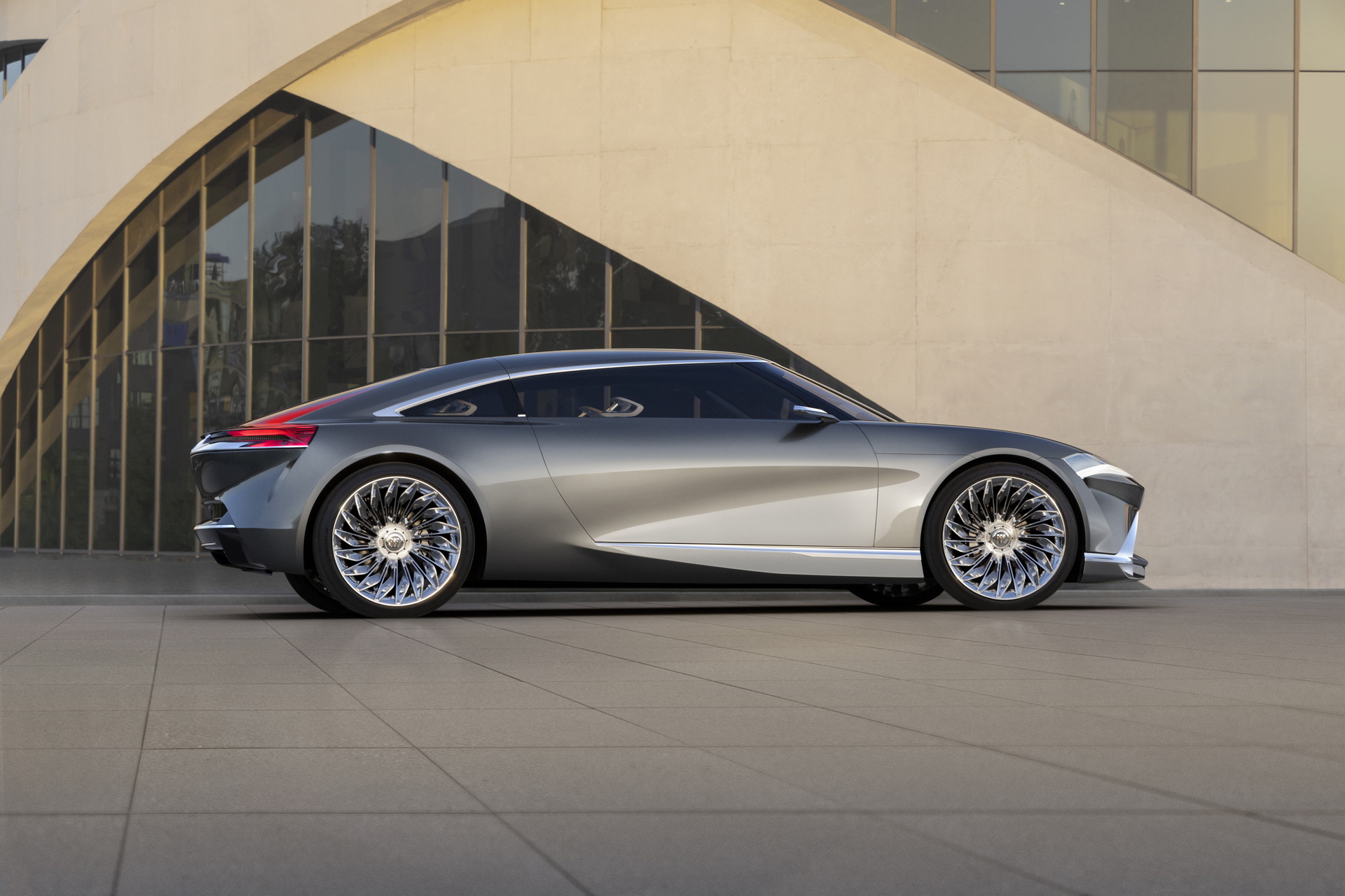 Download 2022 Buick Wildcat EV Concept - Side HD Wallpaper 1920x1280 #9