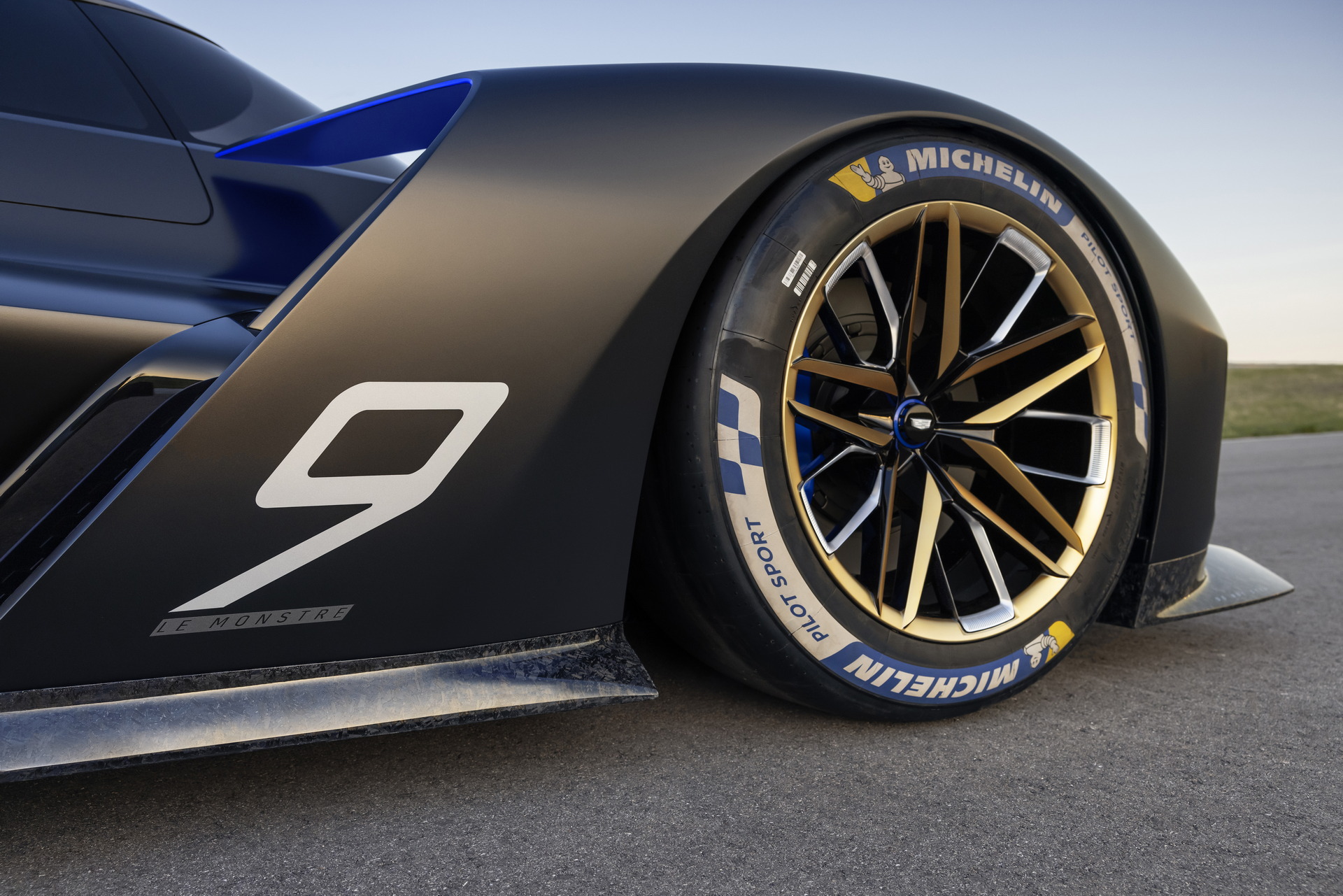 Download 2023 Cadillac Project GTP Hypercar - Wheel HD Wallpaper 1920x1281 #11