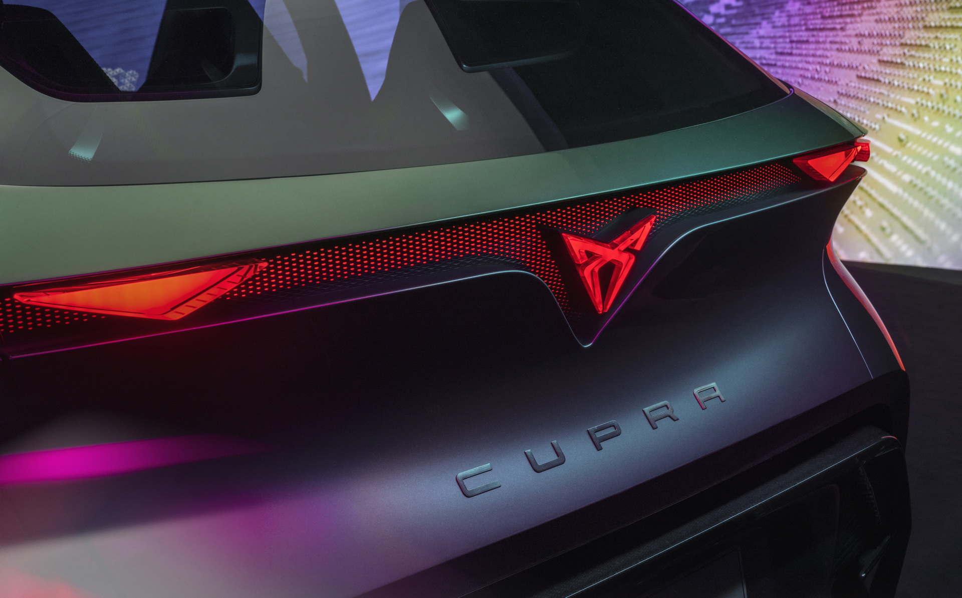 Download 2022 Cupra UrbanRebel Concept - Tail Light HD Wallpaper 1920x1193 #15