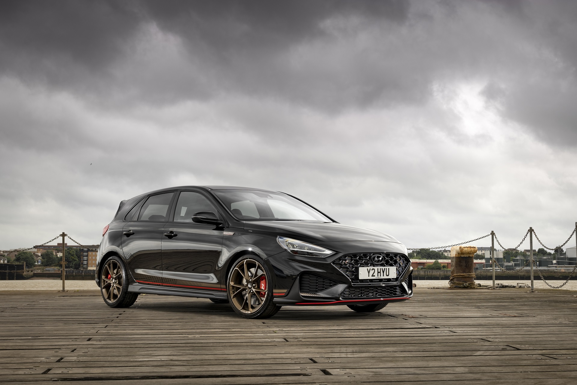 Download 2022 Hyundai i30 N Drive-N Limited Edition - UK version - Front Three-Quarter HD Wallpaper 1920x1280 #1