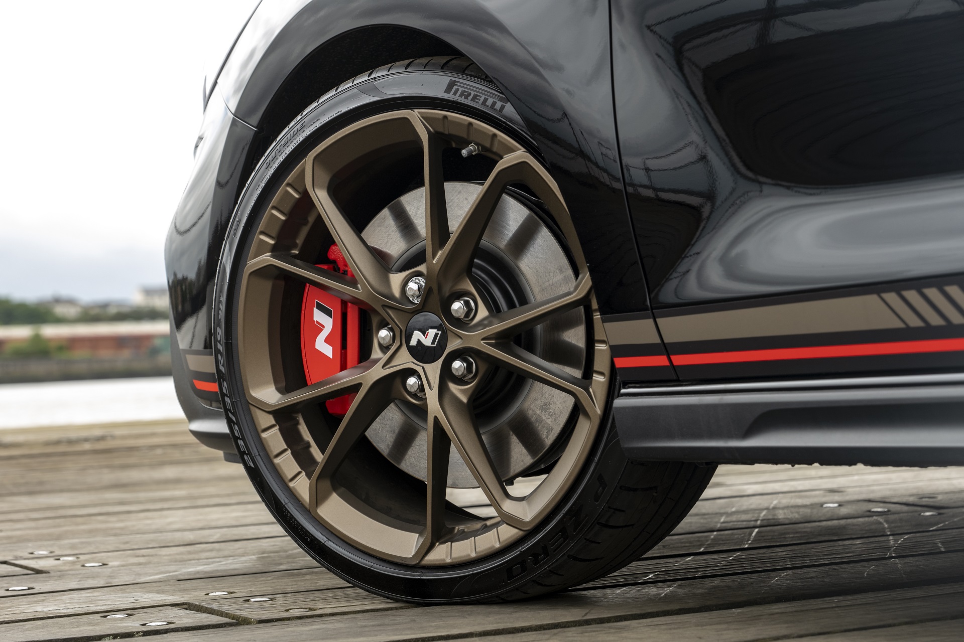 Download 2022 Hyundai i30 N Drive-N Limited Edition - UK version - Wheel HD Wallpaper 1920x1280 #3