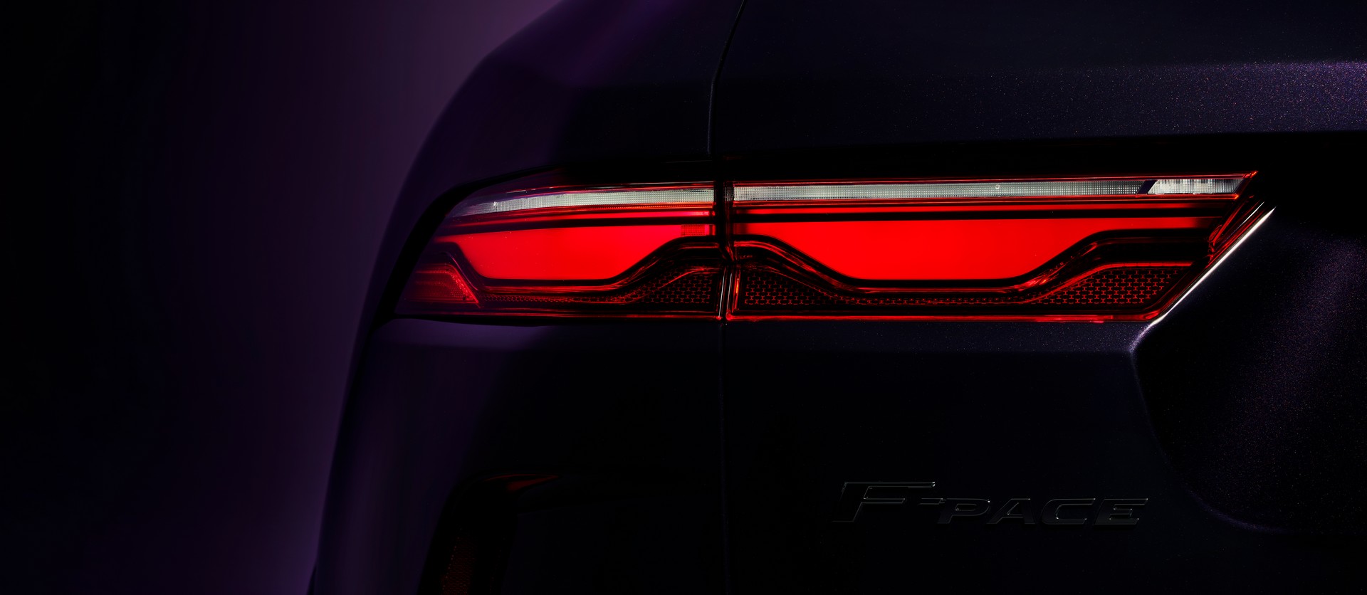 Download 2022 Jaguar F-Pace SVR Edition 1988 - UK version - Tail Light HD Wallpaper 1920x836 #8