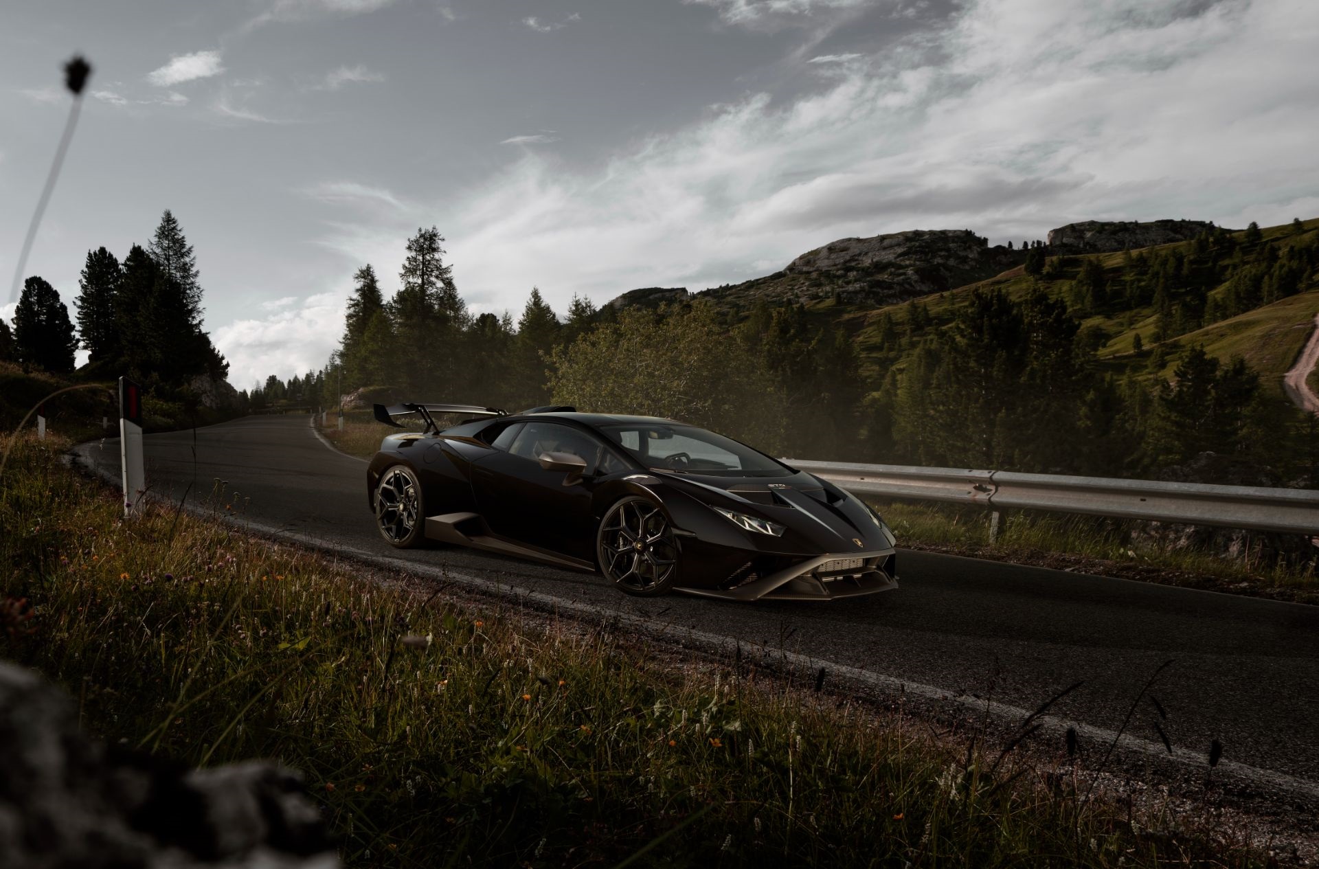 Download 2022 Lamborghini Huracán STO by Novitec - Front Three-Quarter HD Wallpaper 1920x1265 #3