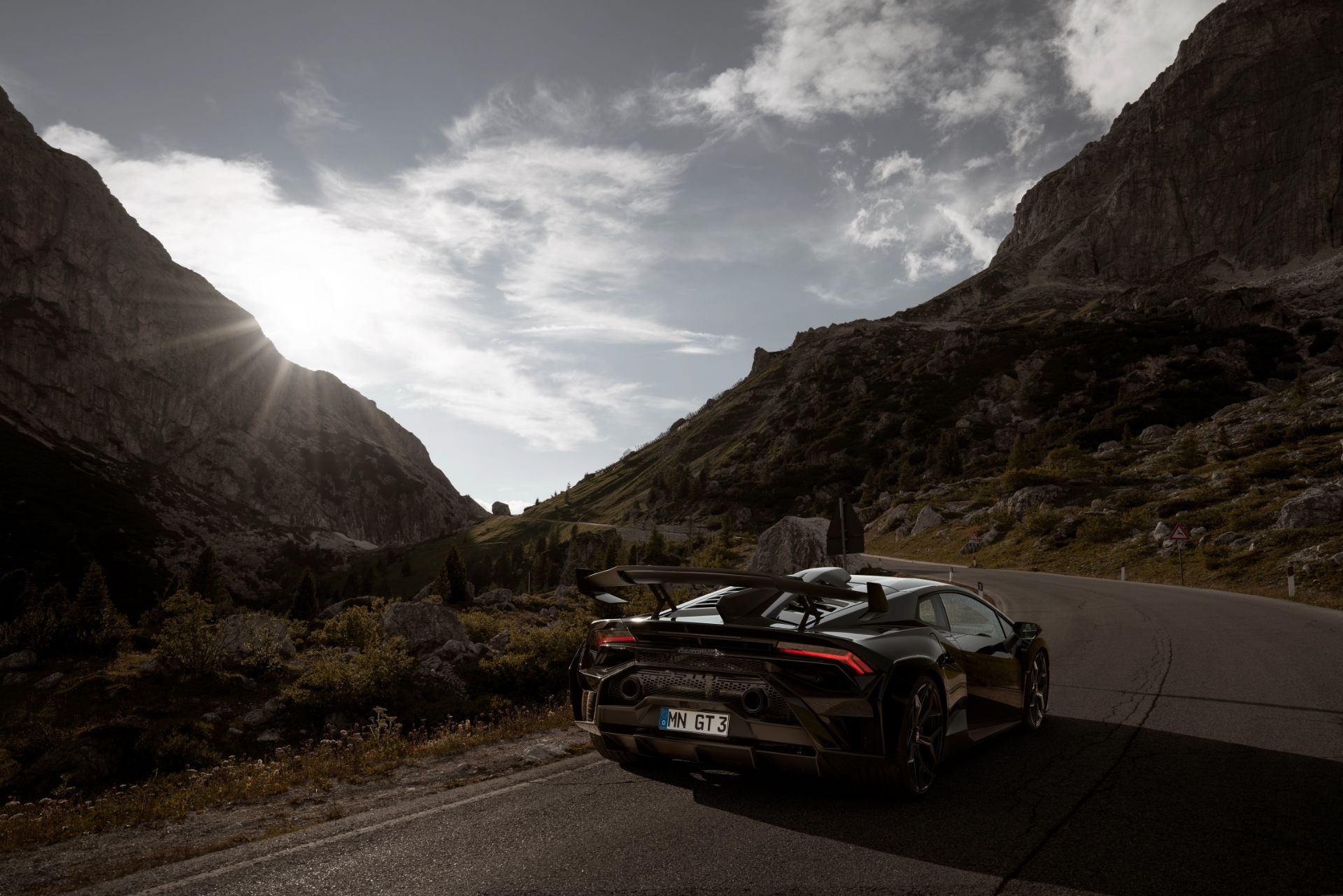 Download 2022 Lamborghini Huracán STO by Novitec - Rear Three-Quarter HD Wallpaper 1920x1281 #11