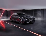 2022 Mercedes-AMG E63 S Final Edition - Front Three-Quarter Wallpaper 190x150