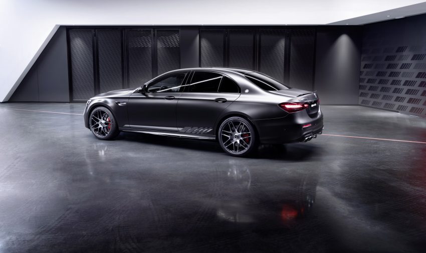 2022 Mercedes-AMG E63 S Final Edition - Rear Three-Quarter Wallpaper 850x505 #7