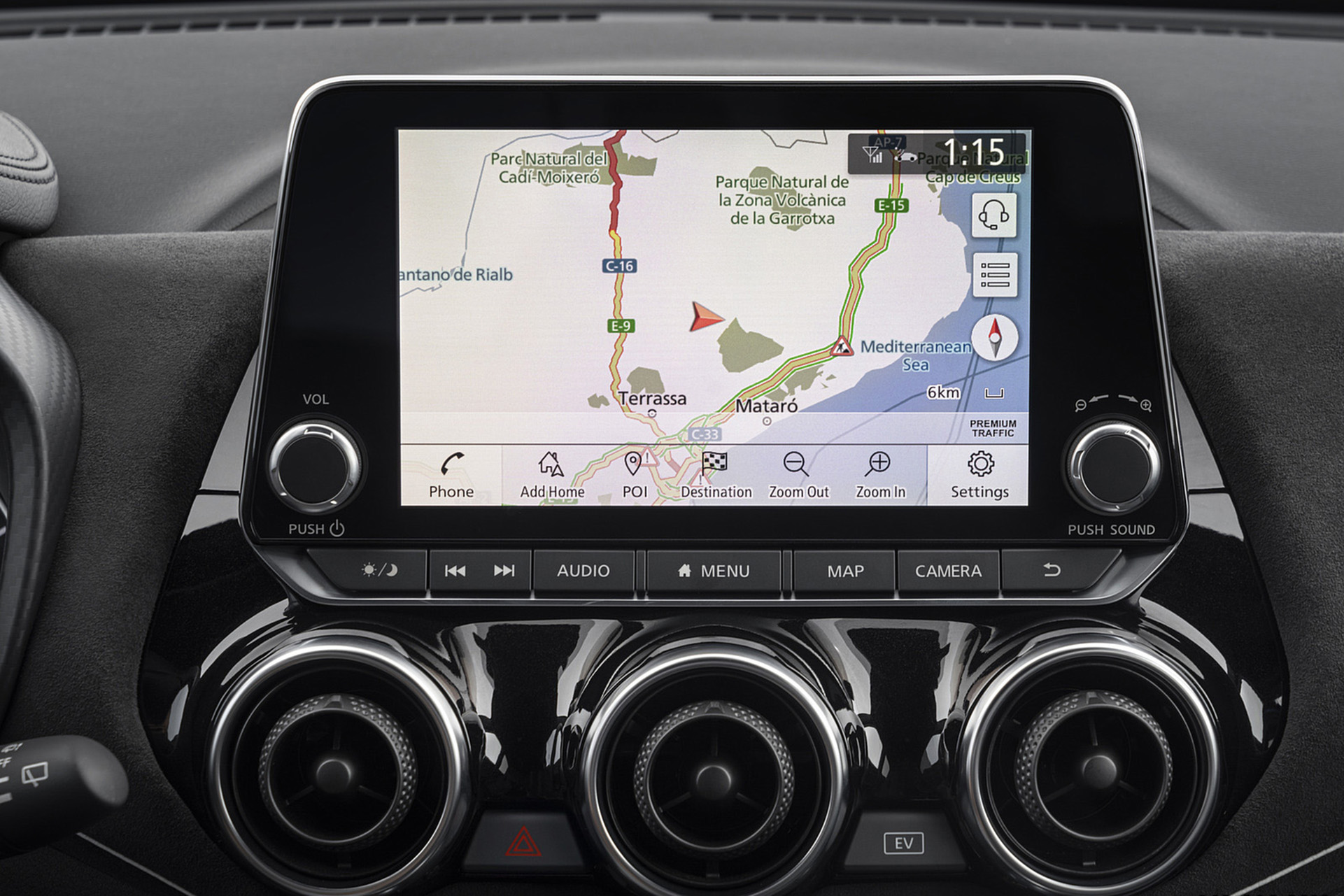Download 2022 Nissan JUKE Hybrid - Central Console HD Wallpaper 1921x1281 #54