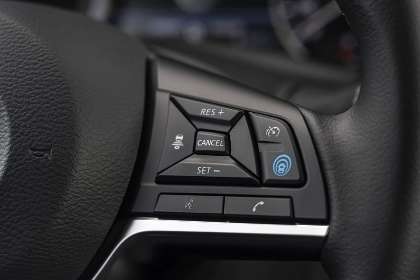 2022 Nissan JUKE Hybrid - Interior, Steering Wheel Wallpaper 850x566 #47