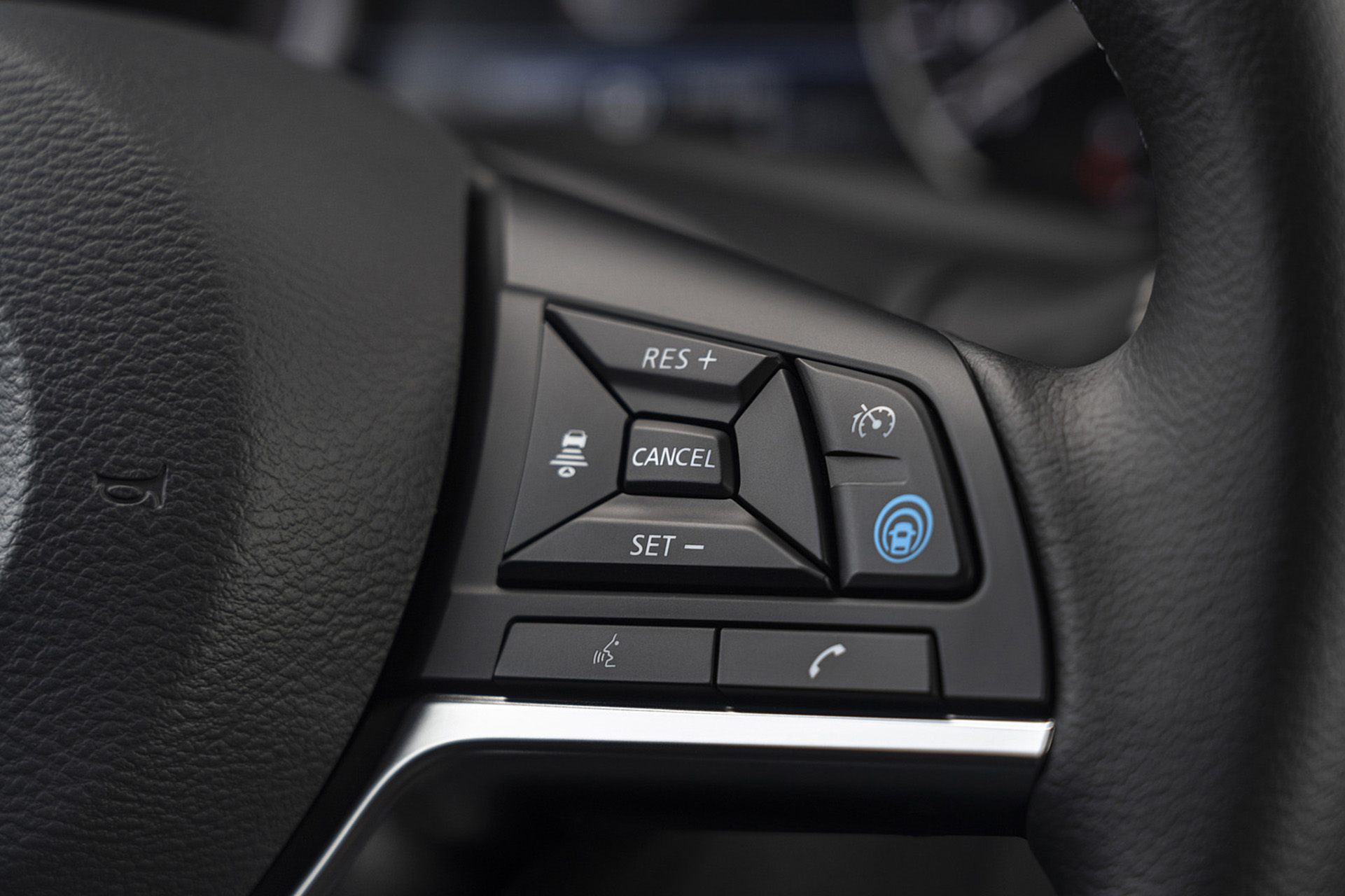 Download 2022 Nissan JUKE Hybrid - Interior, Steering Wheel HD Wallpaper 1921x1280 #47