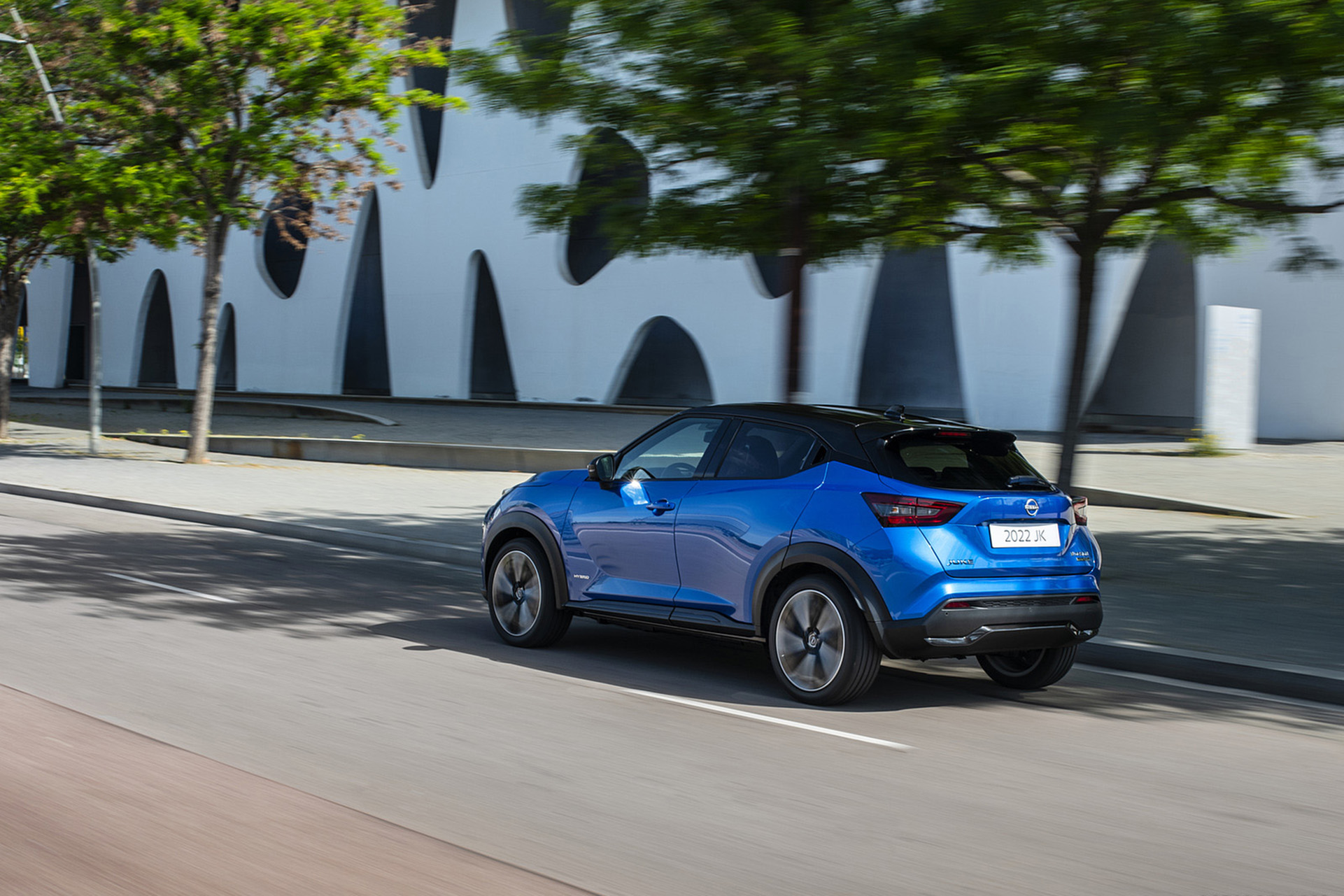 Download 2022 Nissan JUKE Hybrid - Rear Three-Quarter HD Wallpaper 1921x1281 #6