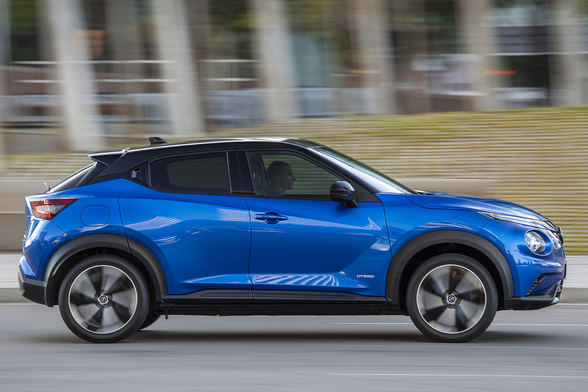 Download 2022 Nissan JUKE Hybrid - Side HD Wallpaper 1921x1281 #7