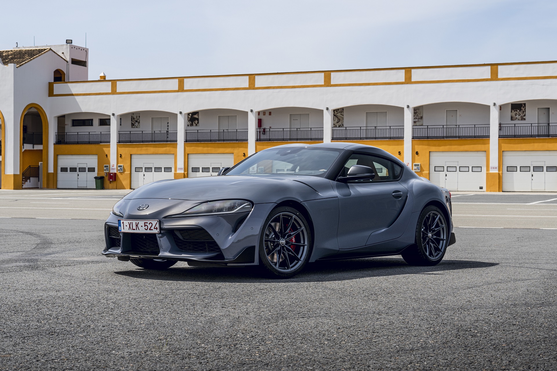 Download 2022 Toyota GR Supra iMT - Front Three-Quarter HD Wallpaper 1921x1280 #19