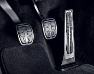 2022 Toyota GR Supra iMT - Pedals Wallpaper 190x150