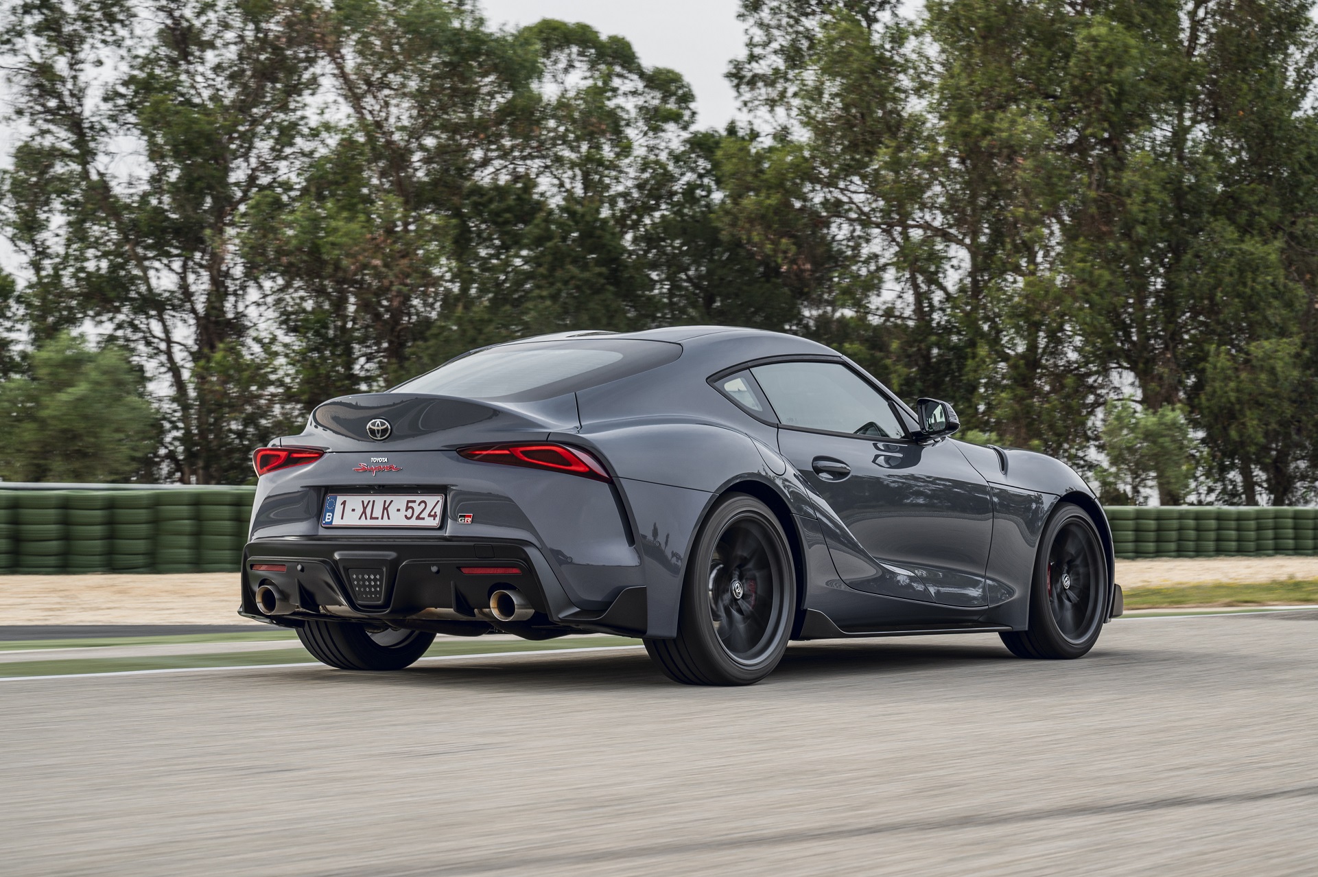 Download 2022 Toyota GR Supra iMT - Rear Three-Quarter HD Wallpaper 1921x1278 #9