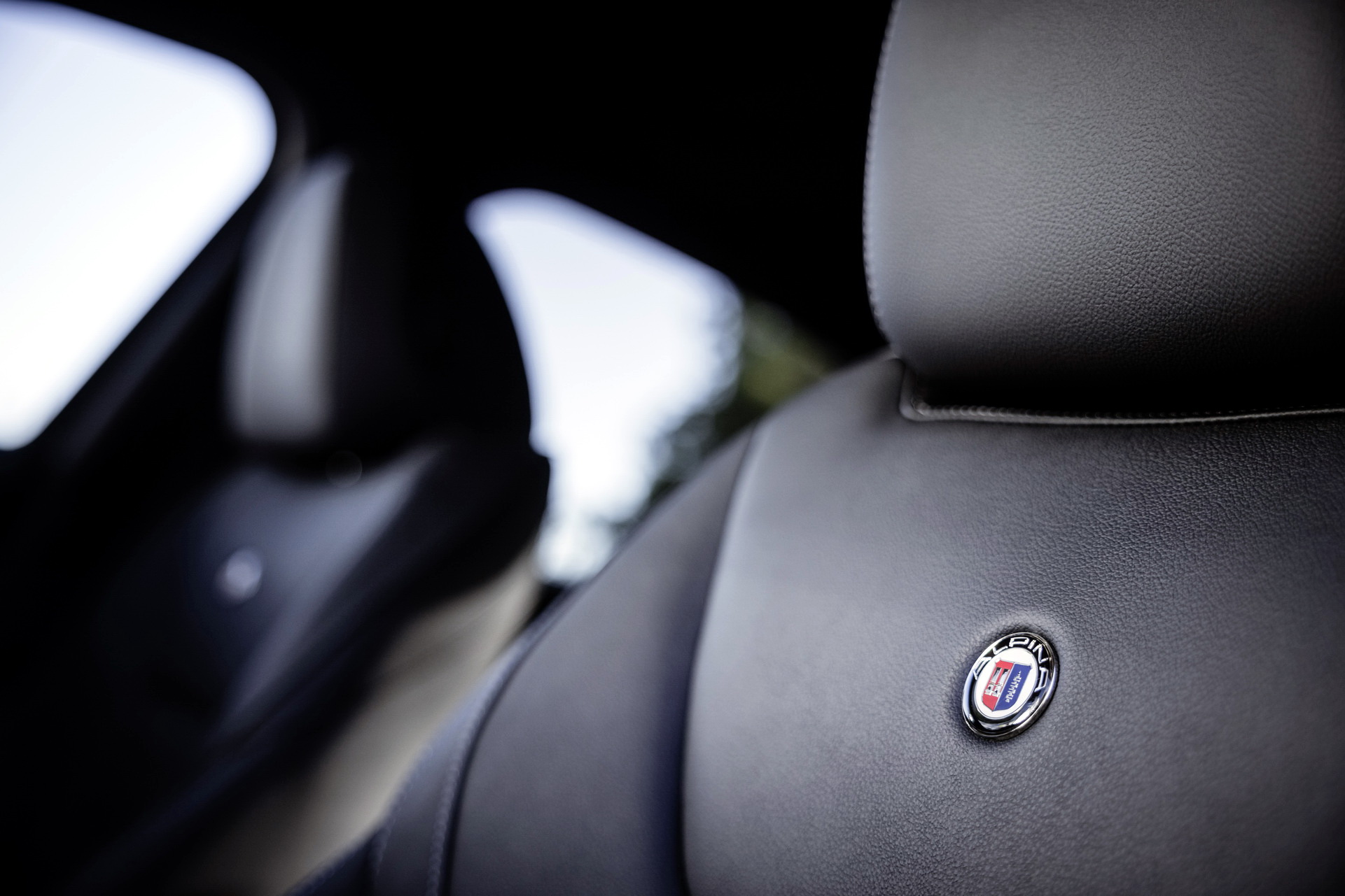 Download 2023 ALPINA B3 Sedan - Interior, Seats HD Wallpaper 1921x1281 #44