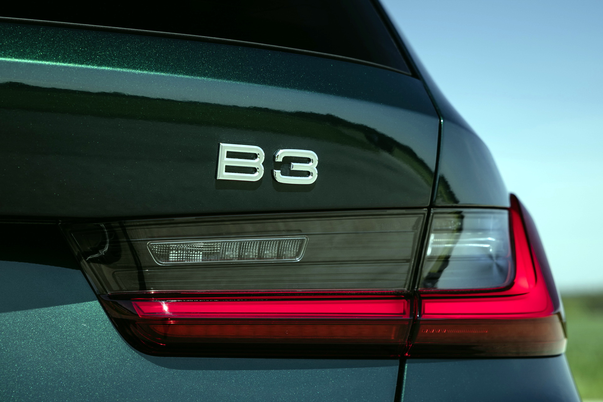 Download 2023 ALPINA B3 Wagon - Tail Light HD Wallpaper 1921x1281 #30