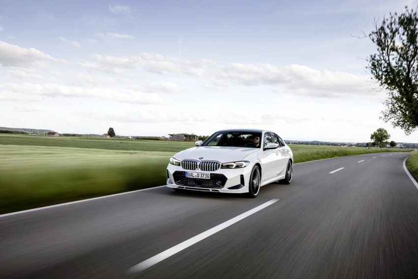 2023 ALPINA D3 S Sedan - Front Three-Quarter Wallpaper 850x567 #9