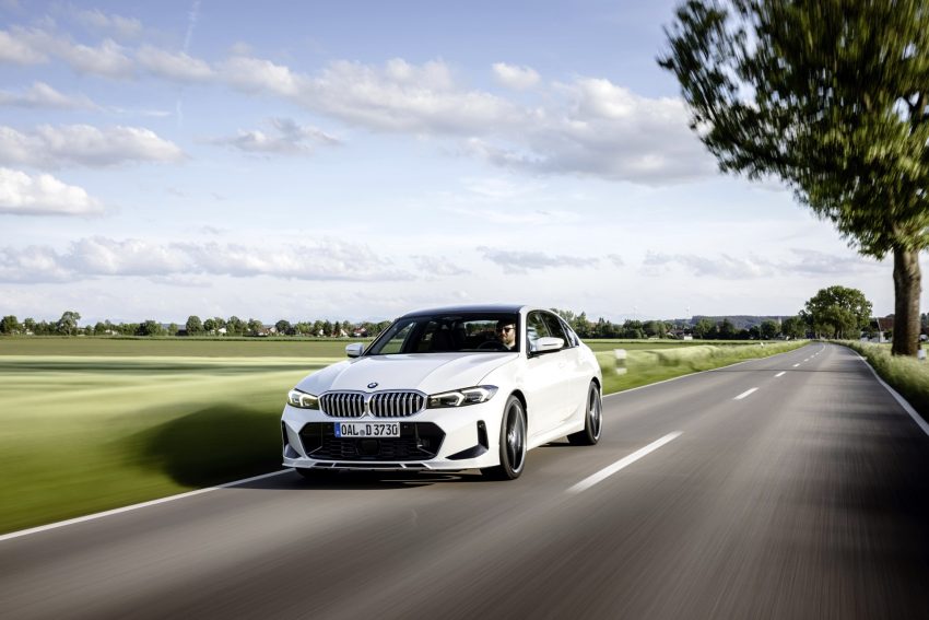 2023 ALPINA D3 S Sedan - Front Three-Quarter Wallpaper 850x567 #2