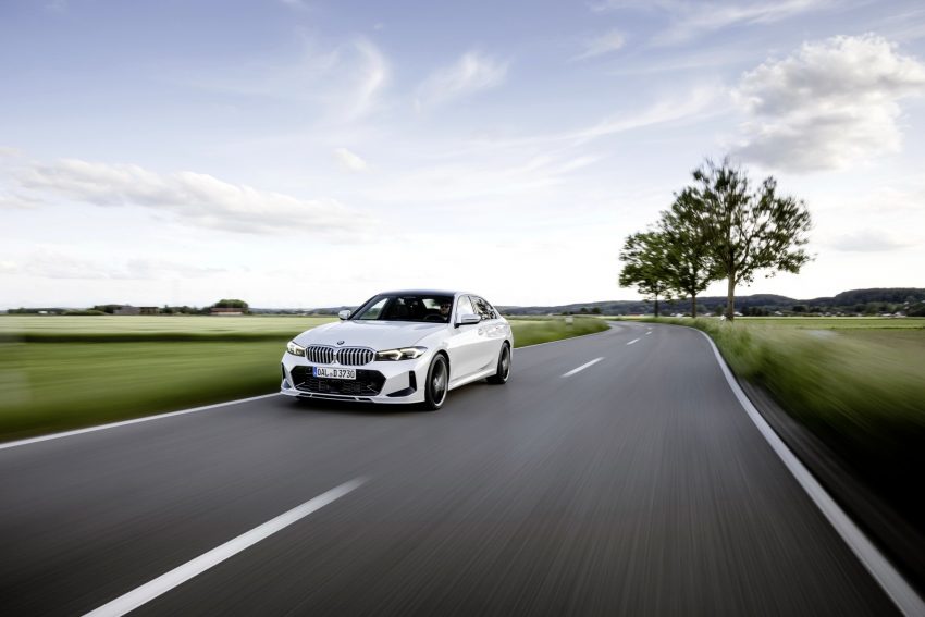 2023 ALPINA D3 S Sedan - Front Three-Quarter Wallpaper 850x567 #10