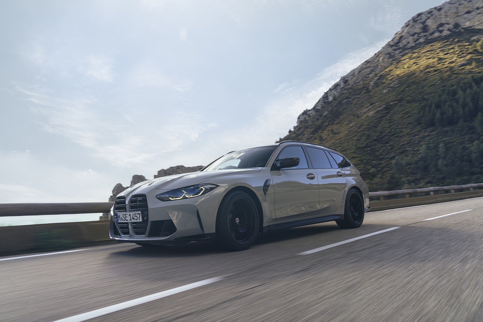 Download 2023 BMW M3 Touring - Front Three-Quarter HD Wallpaper 1920x1280 #11