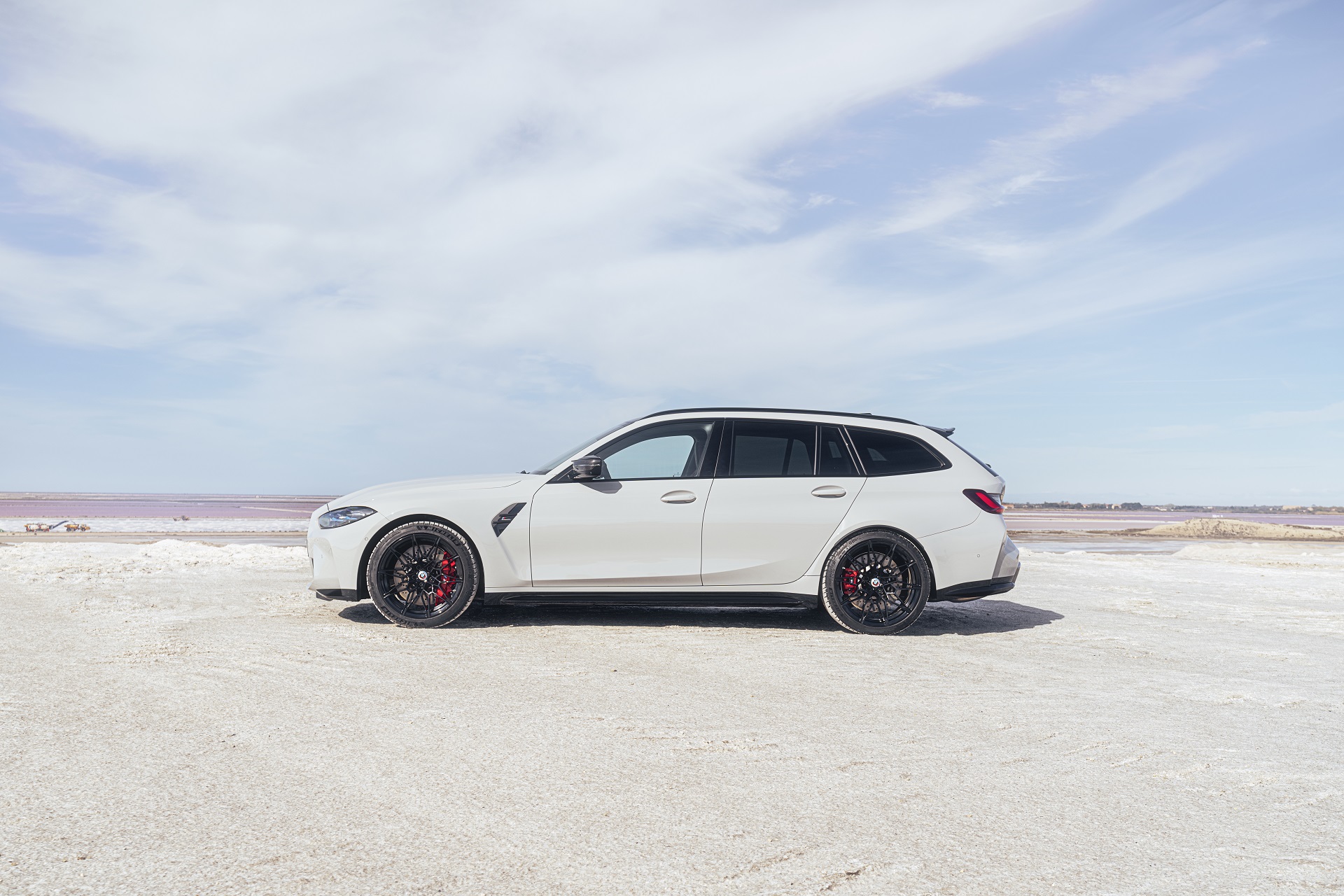 Download 2023 BMW M3 Touring - Side HD Wallpaper 1920x1280 #84