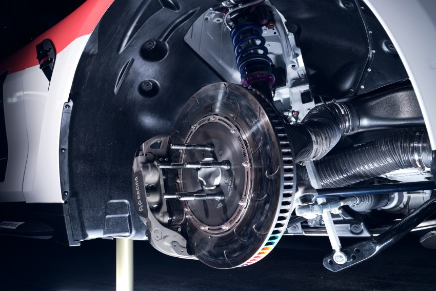 2023 BMW M4 GT4 - Brakes Wallpaper 850x567 #19