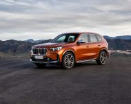 2023 BMW X1 xDrive23i - Front Three-Quarter Wallpaper 190x150